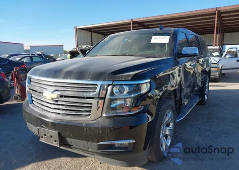 2020 Chevrolet Suburban 2Wd Premier z USA, uszkodzony, nr VIN 1GNSCJKC0LR102645